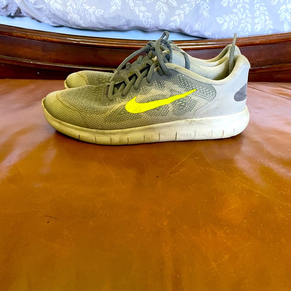 Boys Nike Size 7 Sneakers
